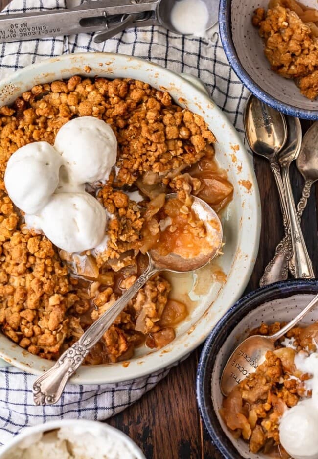 Easy Apple Crisp Recipe Video The Cookie Rookie