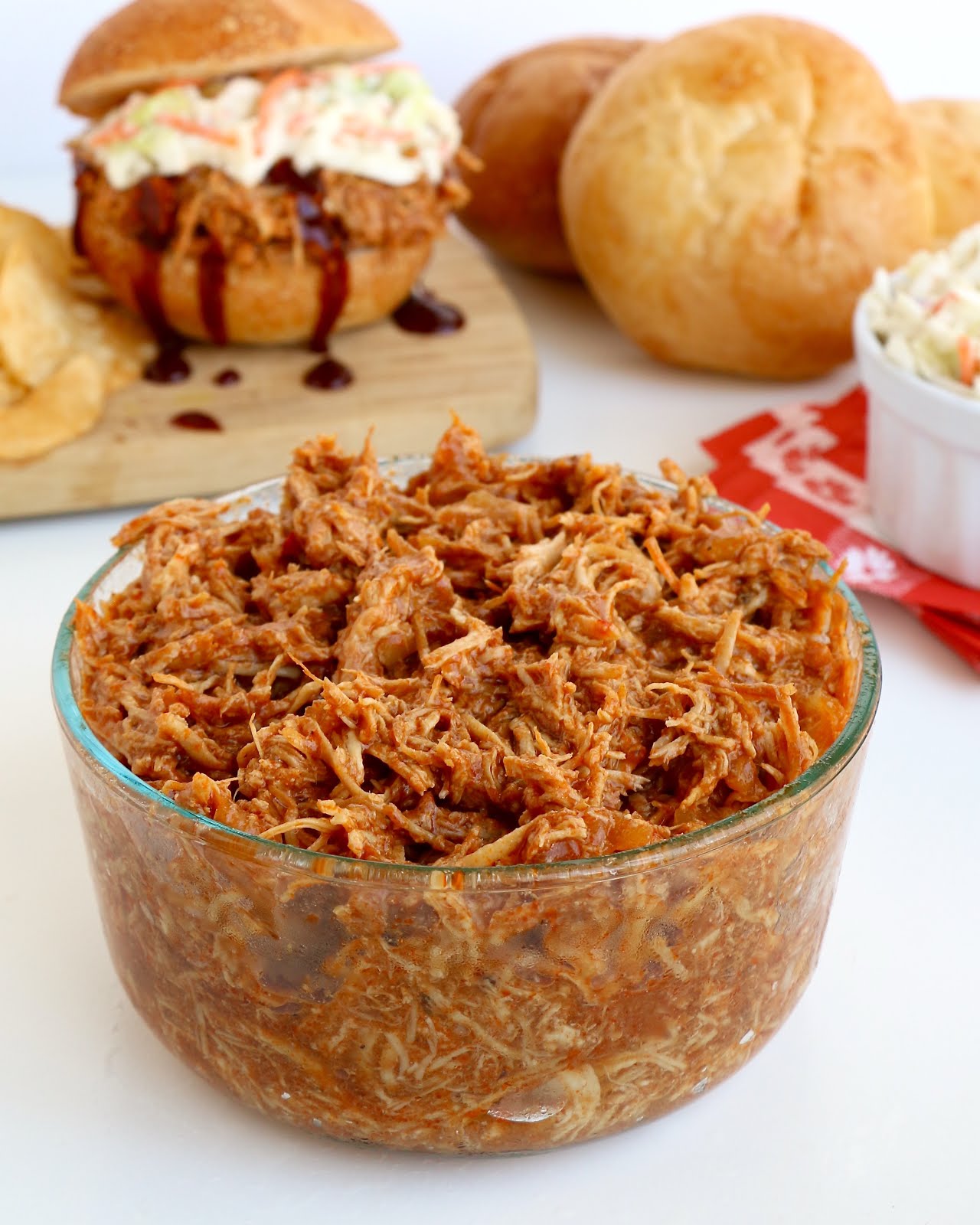 Easy Bbq Shredded Chicken The Lindsay Ann