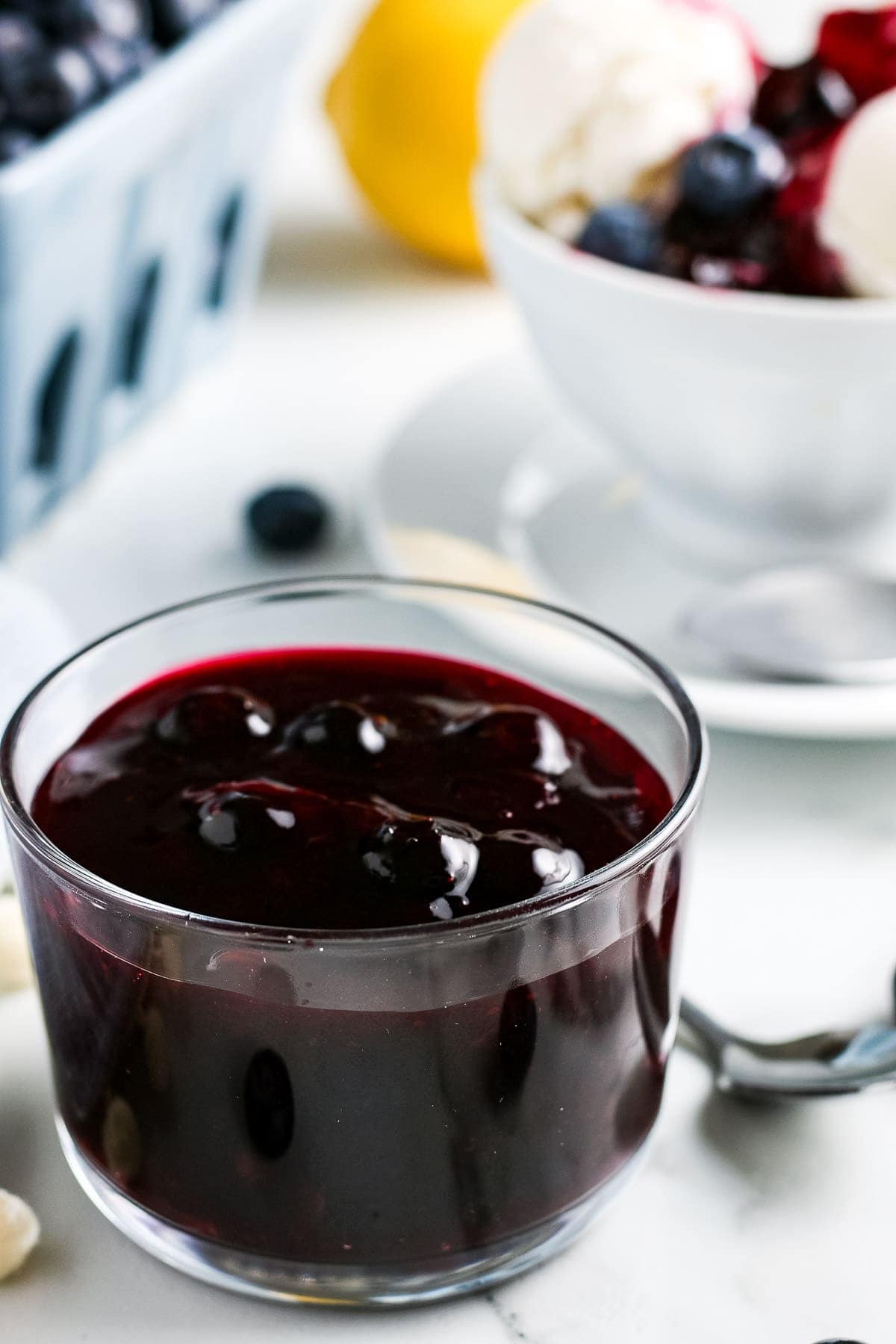 Easy Blueberry Sauce Recipe Julie Amp 39 S Eats Amp Treats