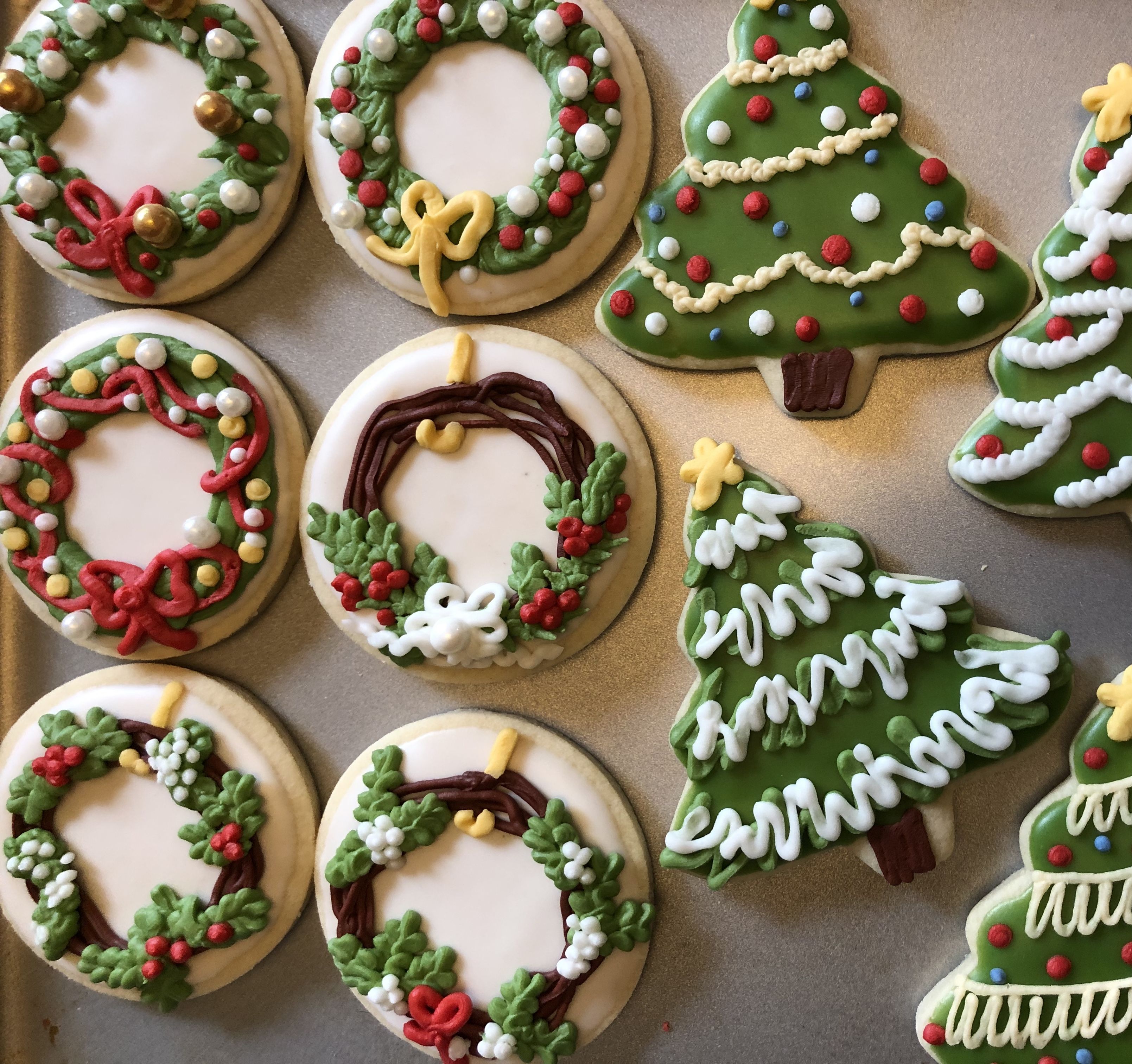 Easy Decorated Christmas Cookies 14 Diybunker