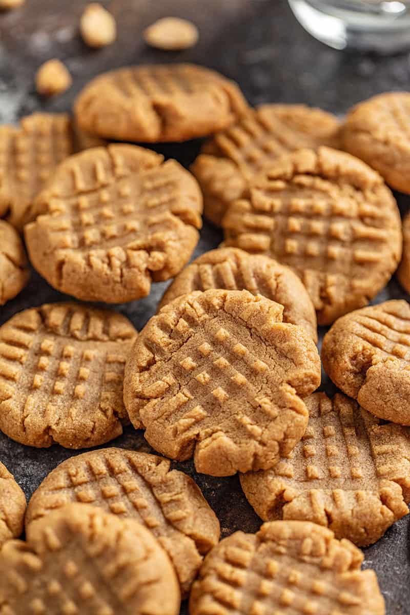 Easy Five Ingredient Peanut Butter Cookie Recipe Betsy S Best