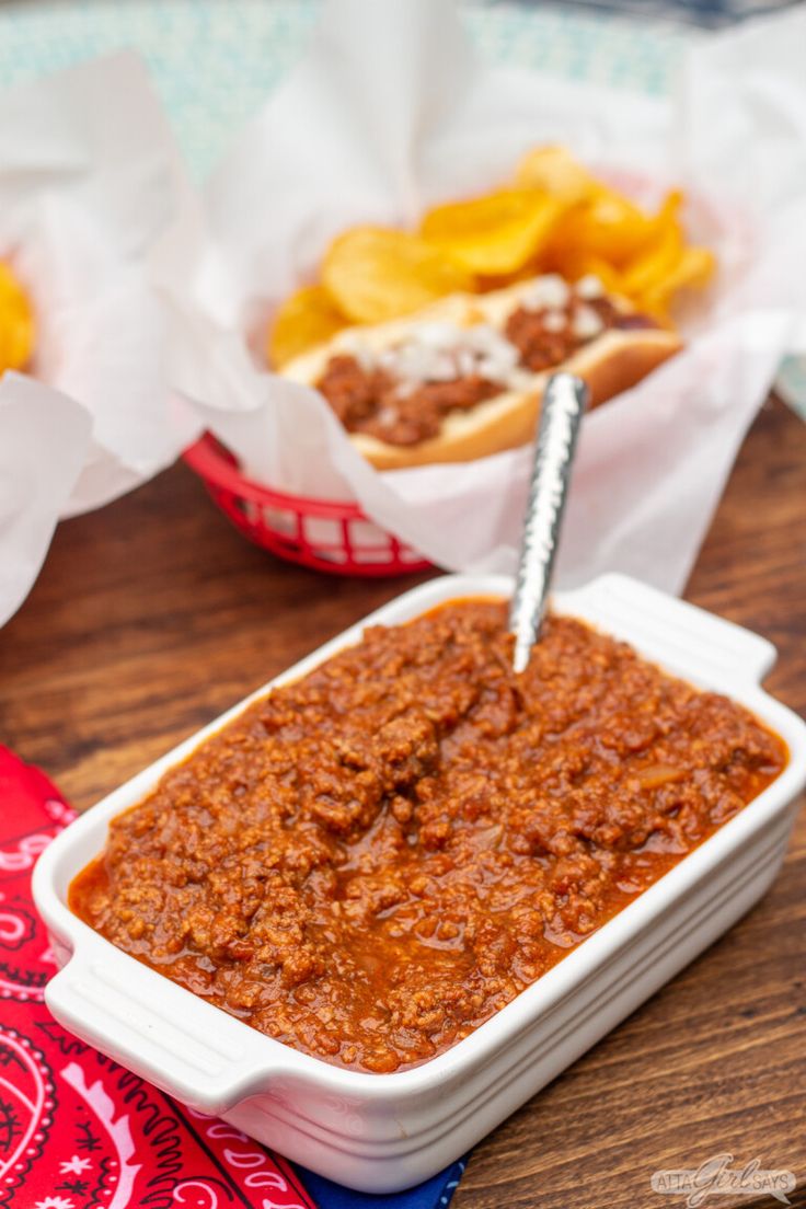 Easy Homemade Hot Dog Chili Recipe For All Your Cookouts