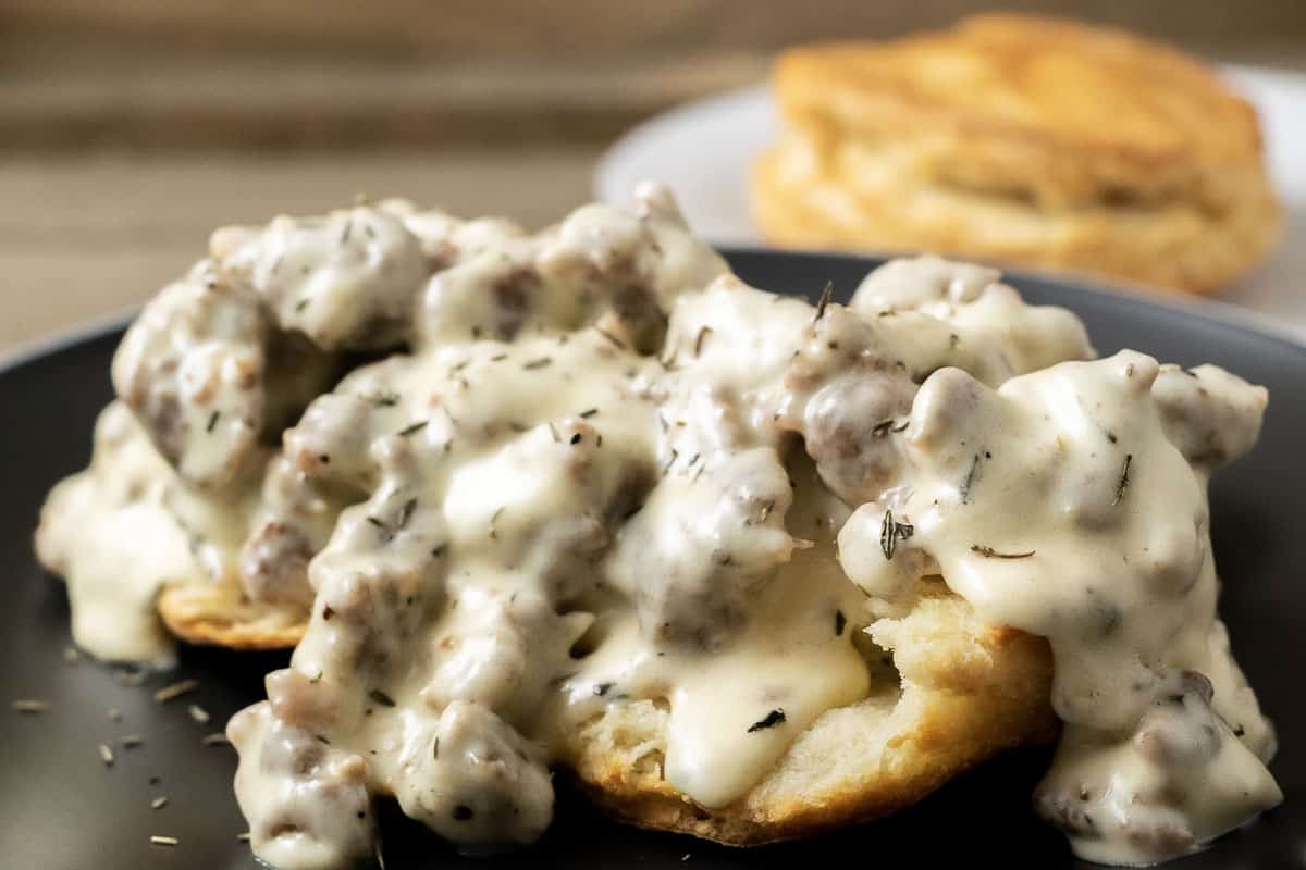 Easy Homemade Sausage Gravy And Biscuits Recipe