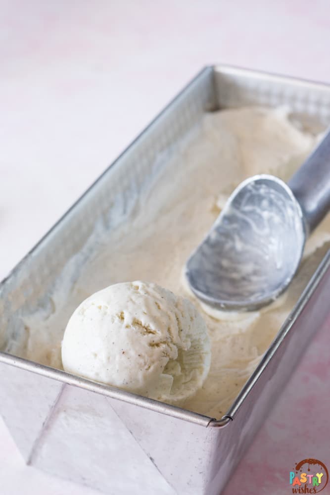 Easy No Churn Vanilla Ice Cream Recipe