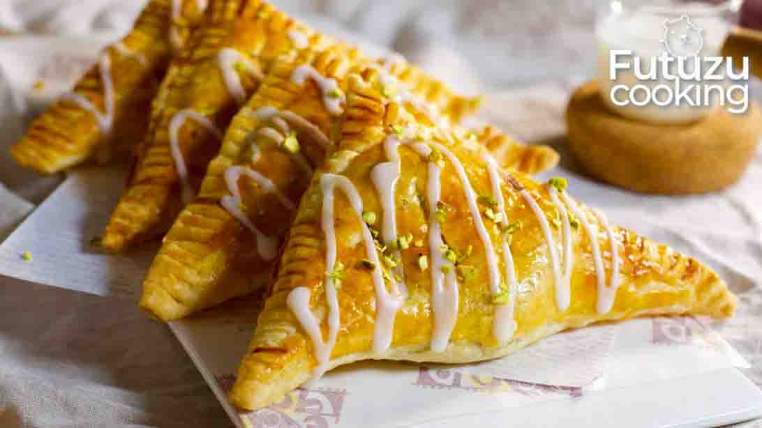 Easy Peach Turnovers Recipeboy