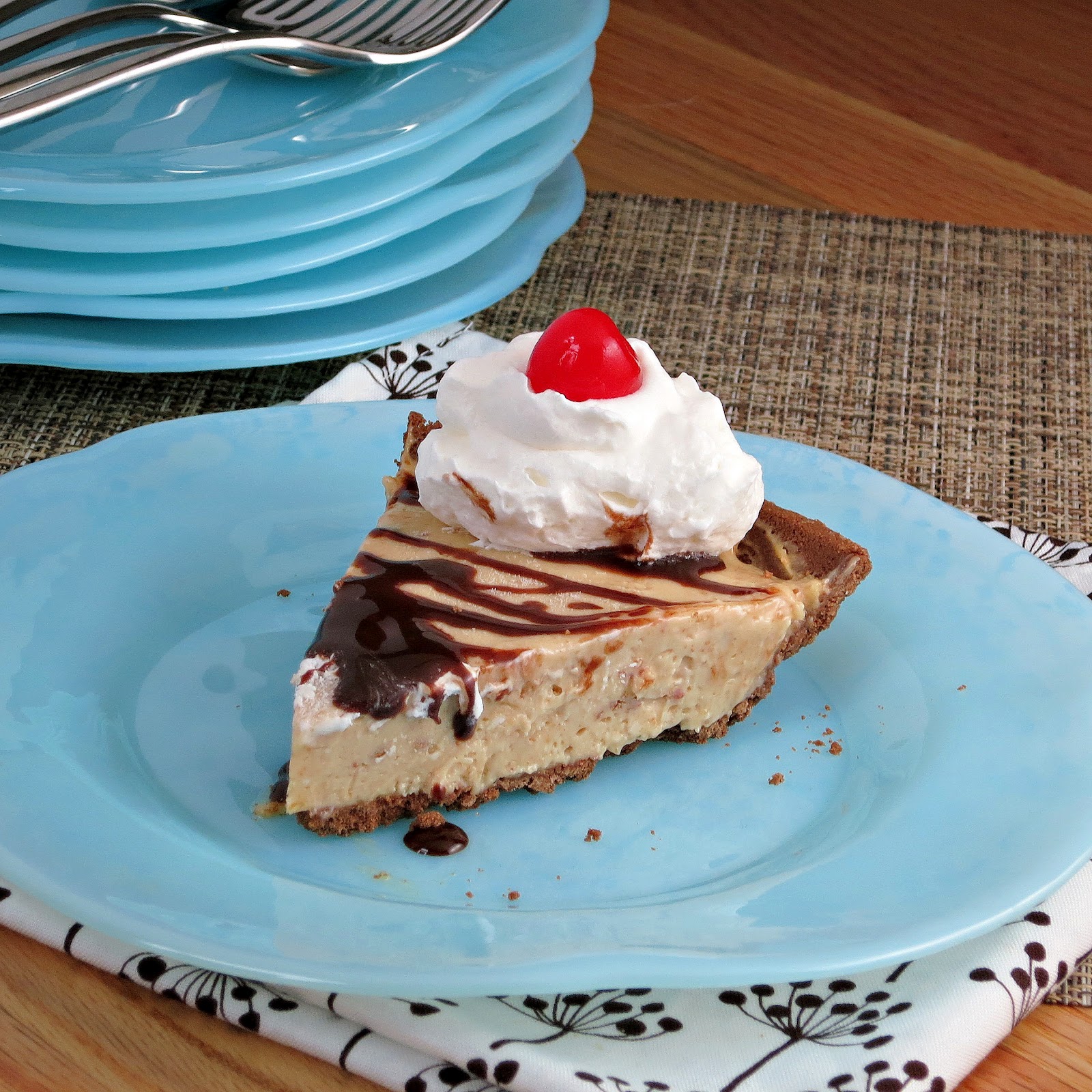 Easy Peanut Butter Pie Recipe