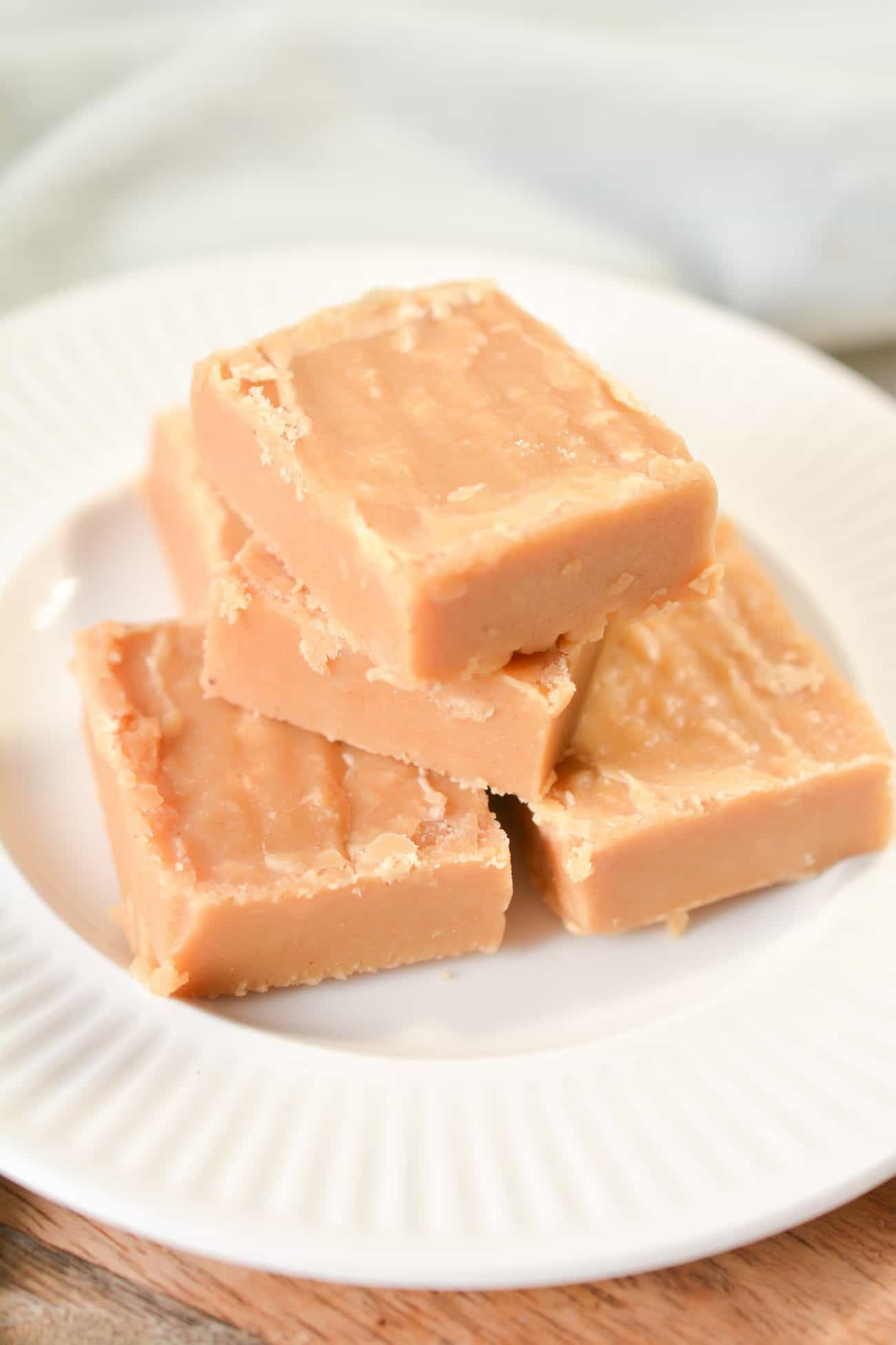 5 Easy Peanut Butter Fudge Recipes