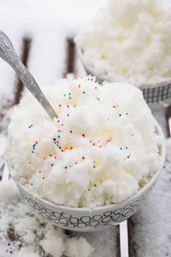 Easy Snow Cream Recipe It S Ice Cream Made From Snow