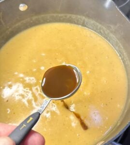 Easy Southern Brown Gravy Recipe Back To My Southern Roots