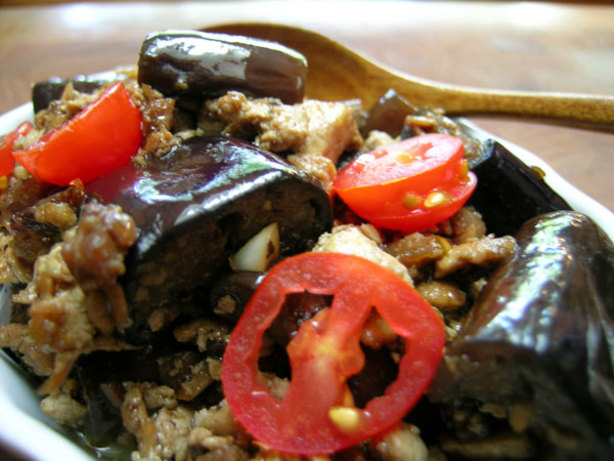 Thai Eggplant Delight: Simple and Spicy Recipe