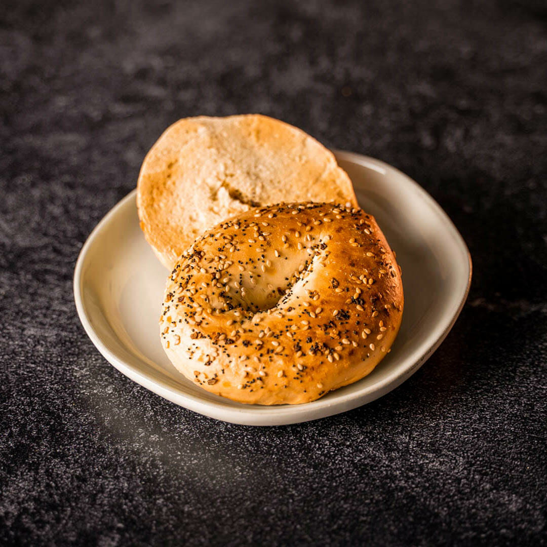 Homemade Everything Bagel Recipe: Perfectly Crispy and Flavorful