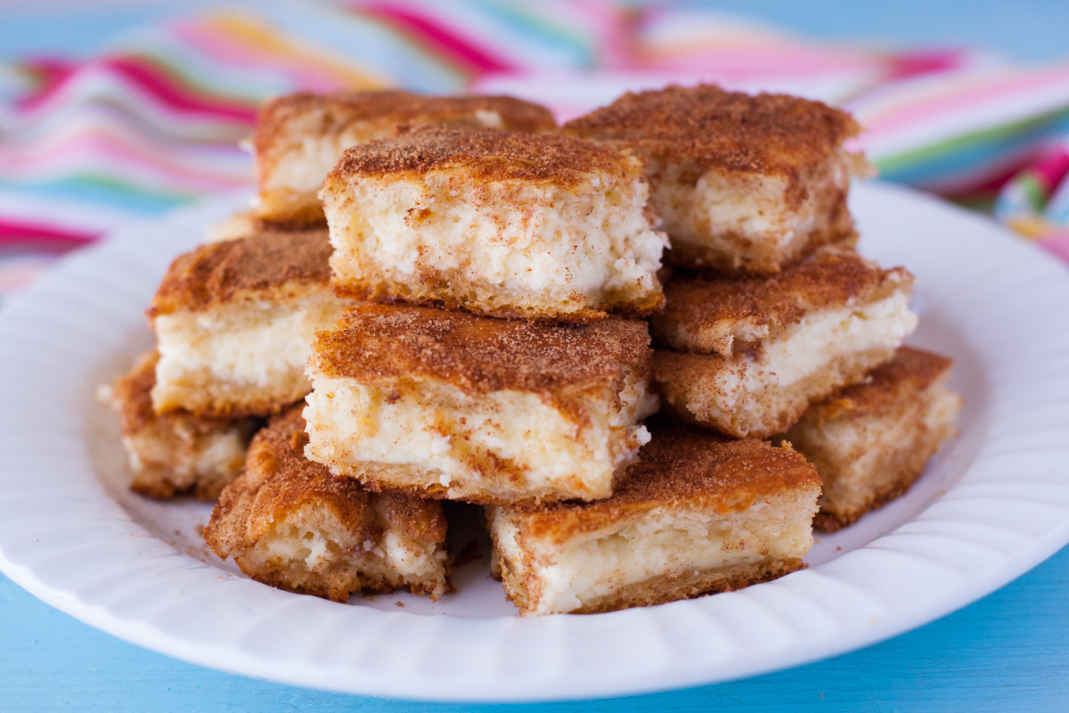 Food Crystal 40 Churro Cheesecake Bars