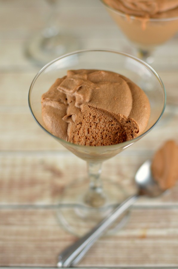 Four Ingredient Easy Chocolate Mousse