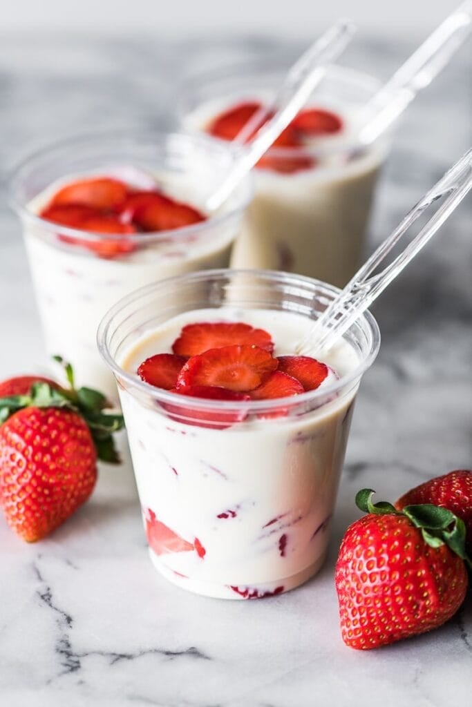 Fresas Con Crema Recipe: Easy and Delicious