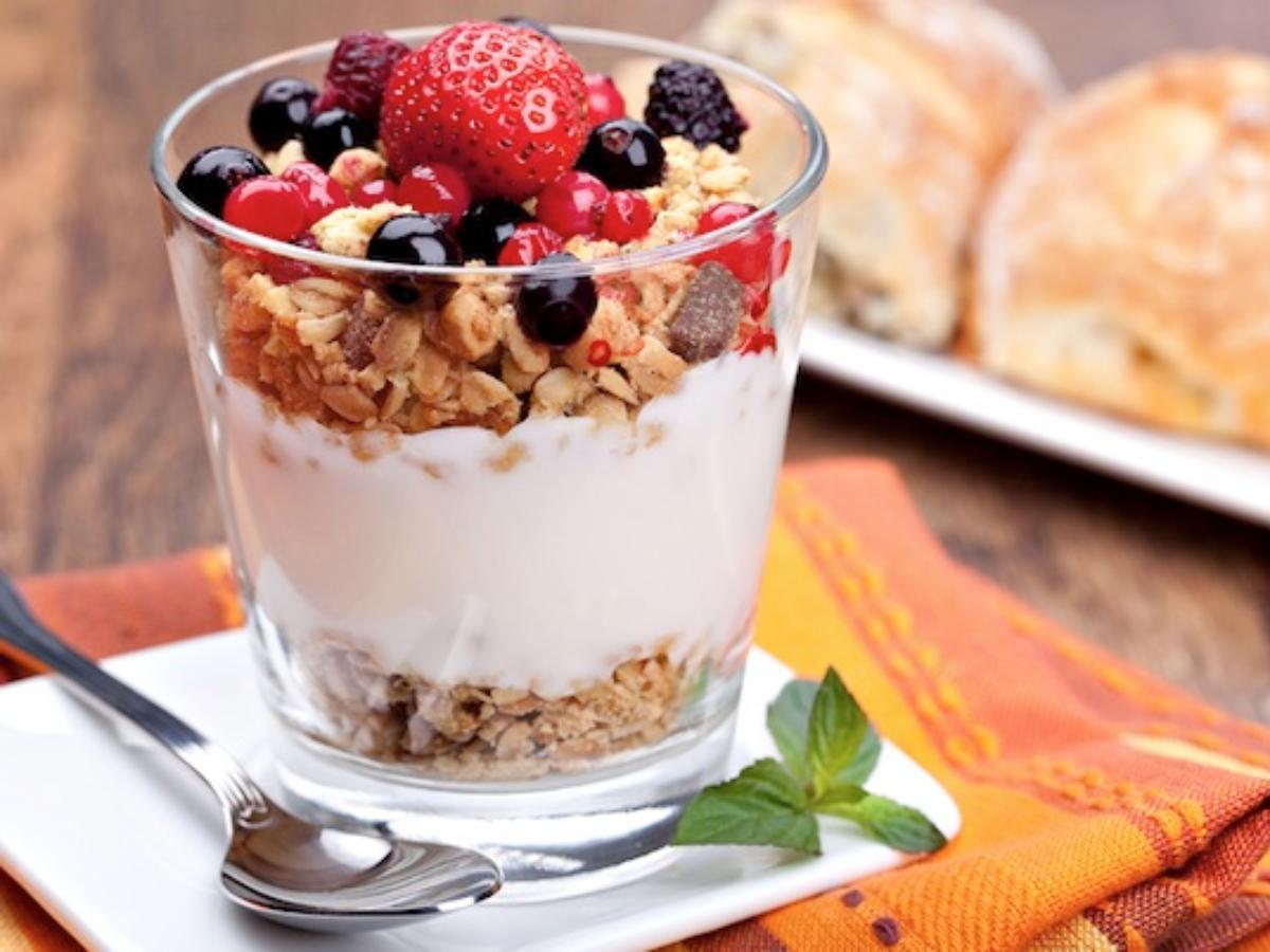 Sugar-Free Fruit Parfait: Easy, Delicious Recipe