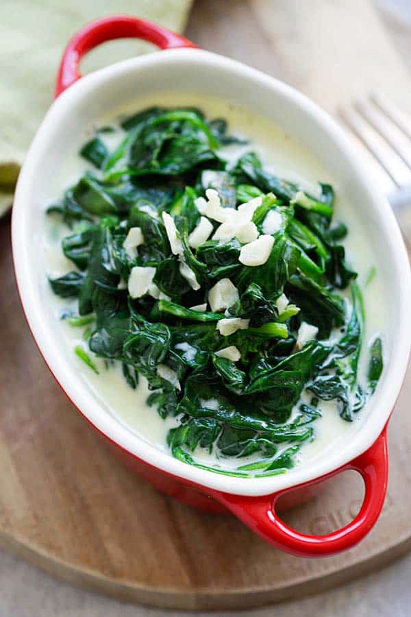 Garlic Creamed Spinach Easy Delicious Recipes