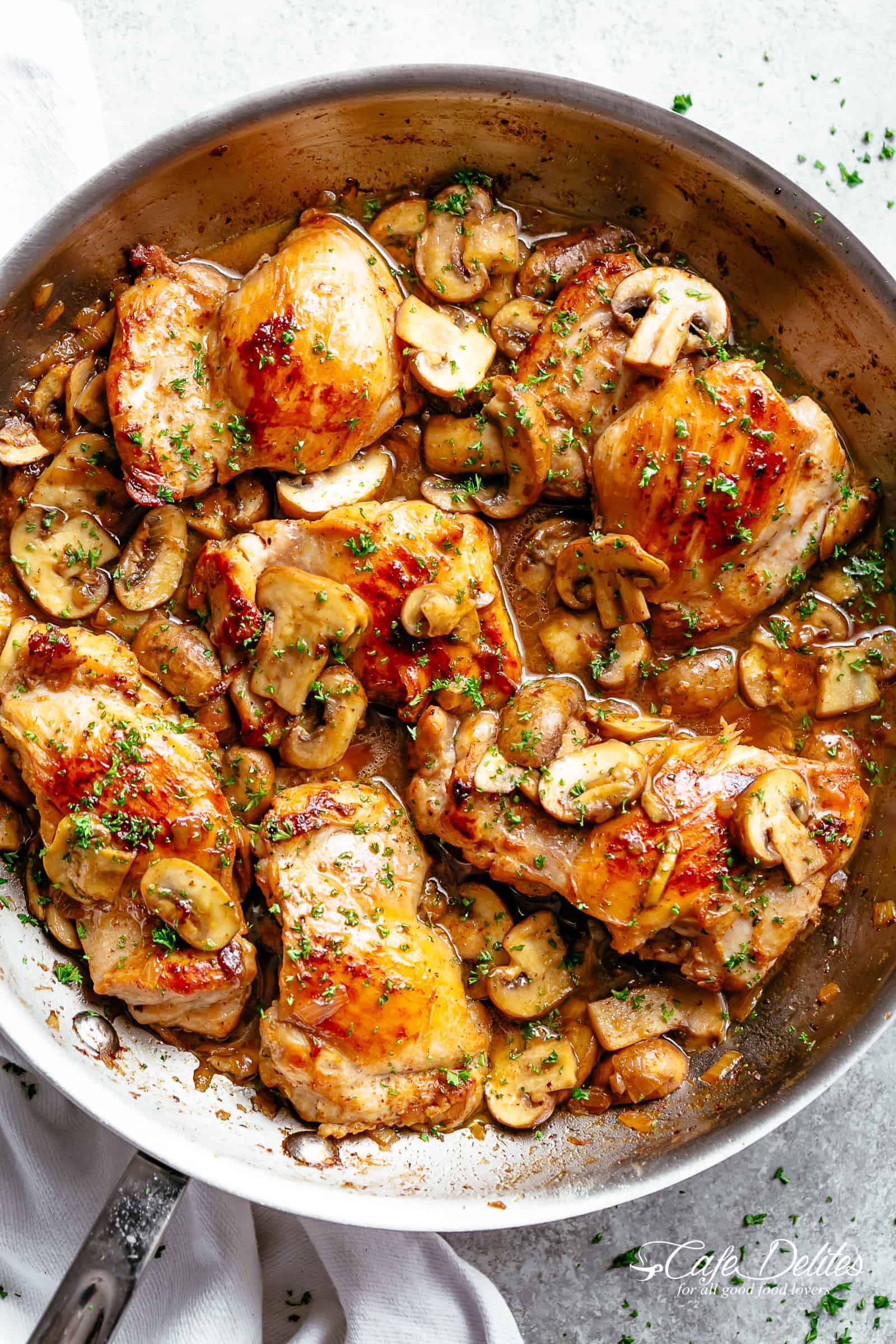 Garlic Mushroom Chicken Thighs Cafedelites Com Boneless Chicken