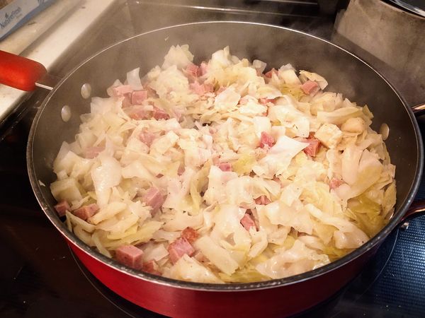 Ham and Cabbage Delight: Easy Recipe Inside