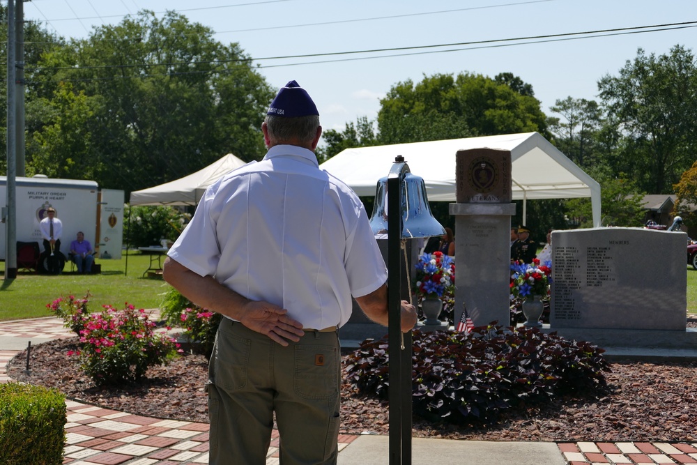 Hartselle Honors Purple Heart Recipients News Theredstonerocket Com