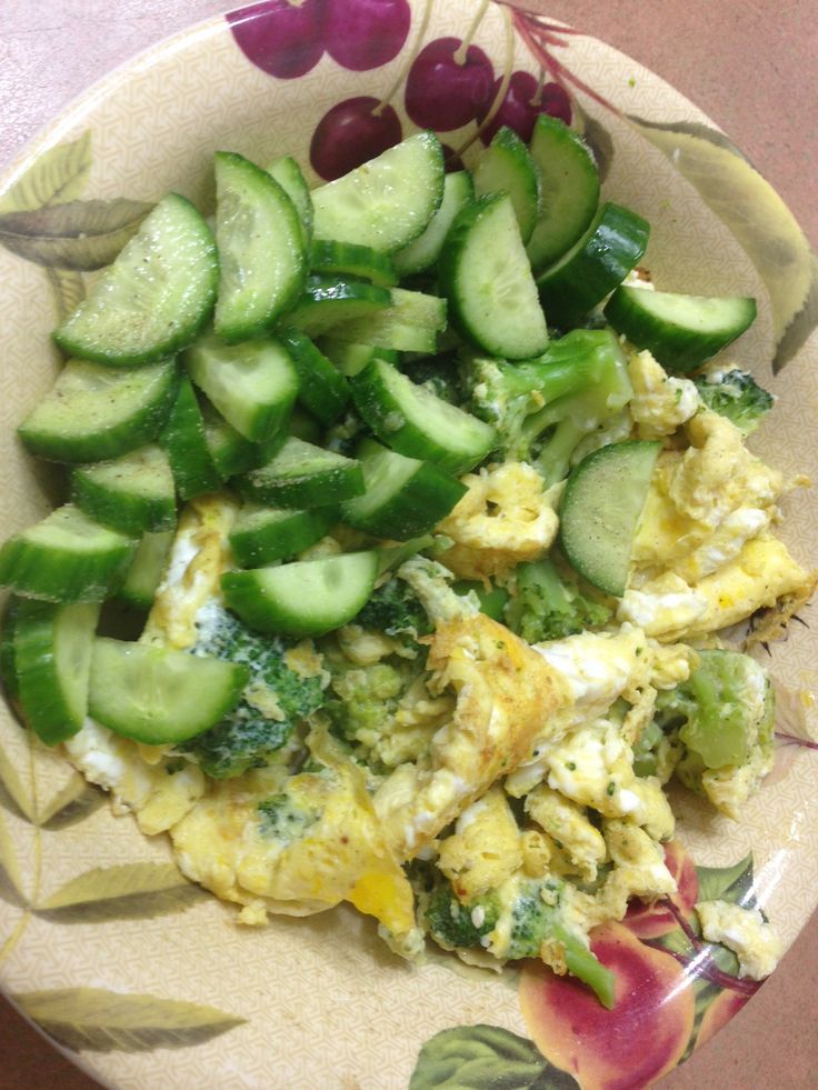 Hcg P2 P3 Breakfast 3 Egg Whites Cucumber And Broccoli Hcg Diet Recipes Hcg Diet Healthy