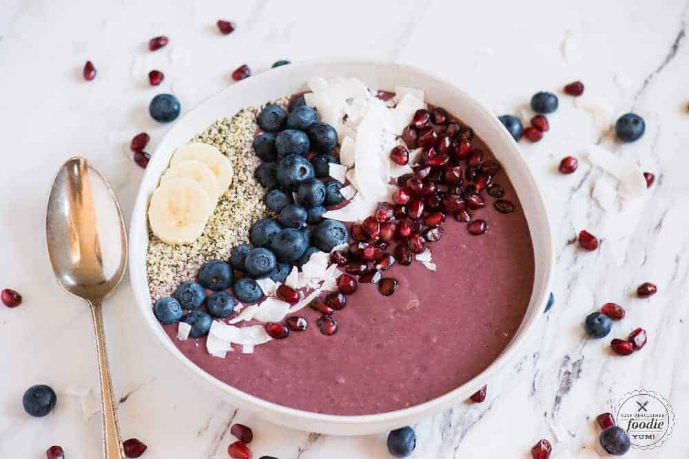 Healthy And Easy Acai Bowl Recipe Self Proclaimed Foodie