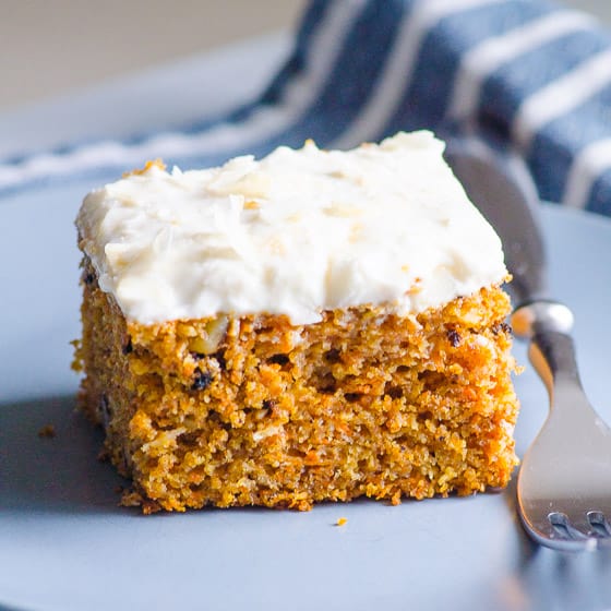 Delicious and Nutritious Carrot Cake Recipe for Health Conscious Bakers