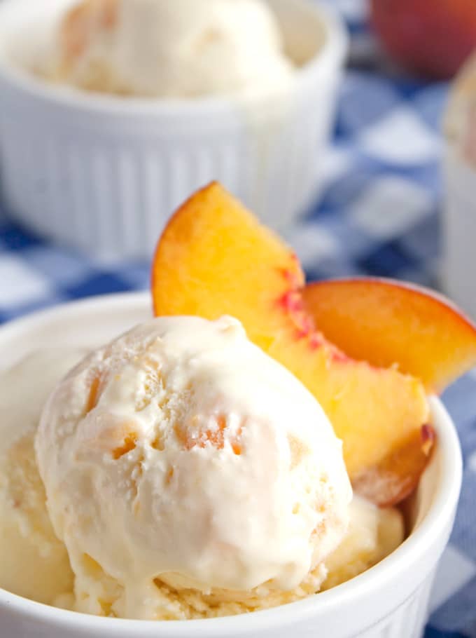 Homemade Peach Ice Cream