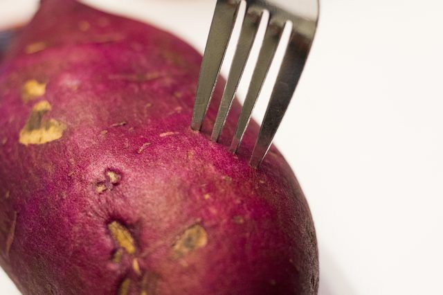 How To Bake A Potato In A Convection Oven Wrapped In Aluminum Foil