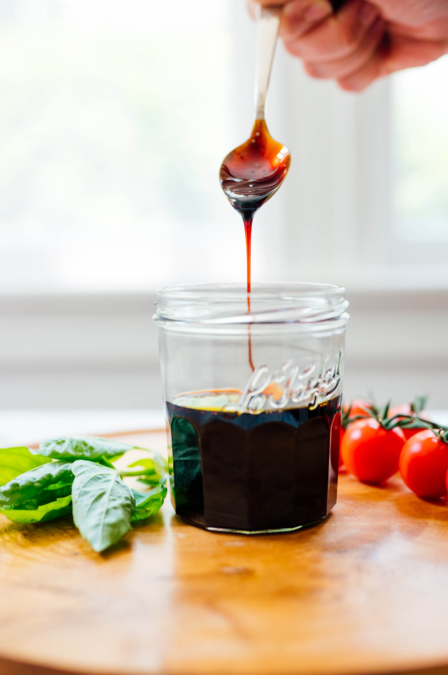 How To Make Balsamic Glaze Balsamic Reduction The Easiest Balsamic