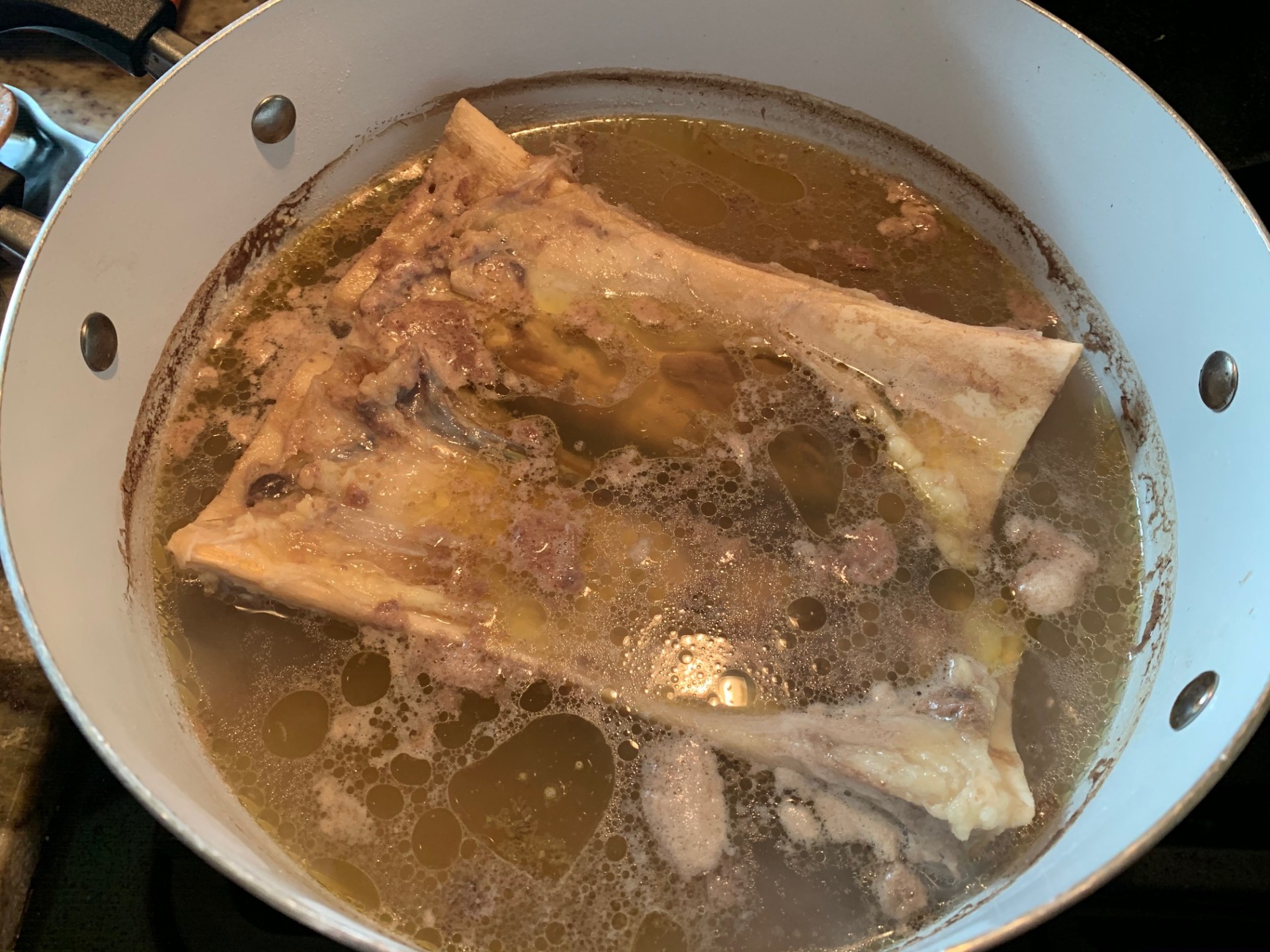 How To Make Bone Broth Easy And Delicious Recipe Beef Stock