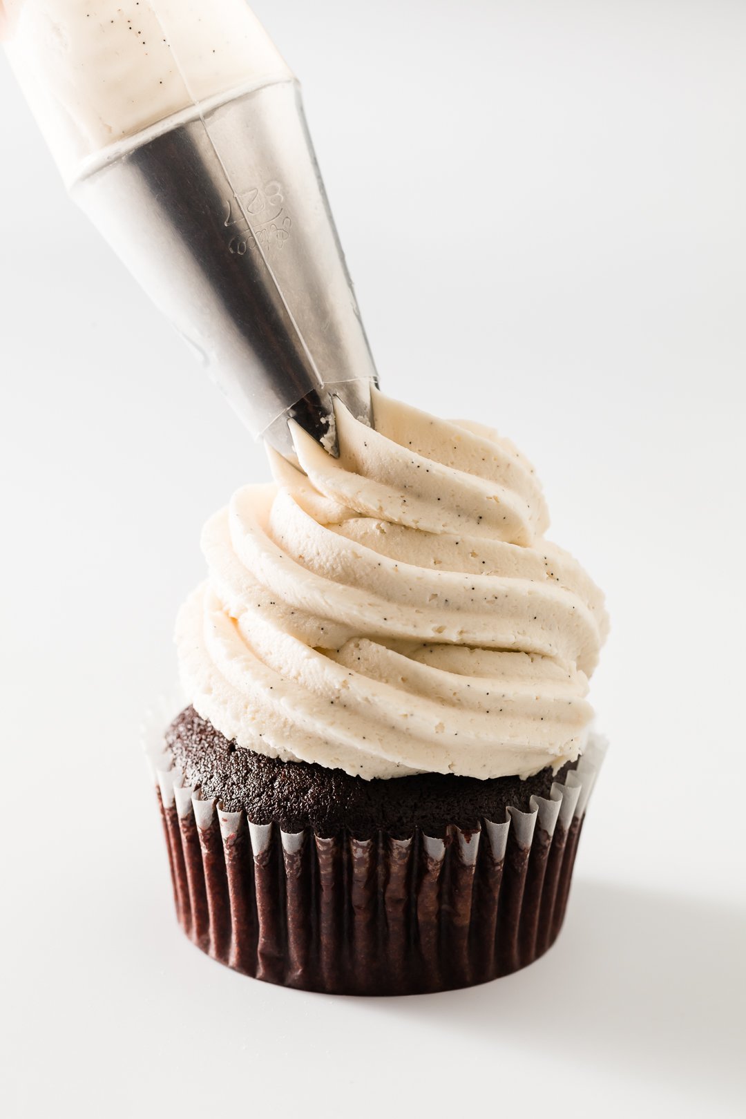 How To Make Buttercream Frosting Vanilla Buttercream Frosting Recipe