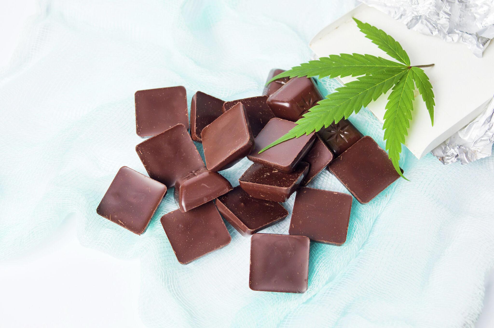 How To Make Cannabis Chocolate An Easy Recipe Pink Joint