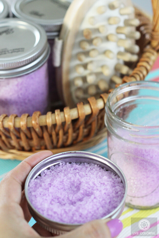 How To Make Colored Bath Salts Live Colorful Bath Salts Homemade