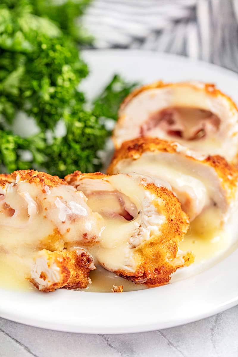 How To Make Delicious Chicken Cordon Bleu At Home Easy Step By Step