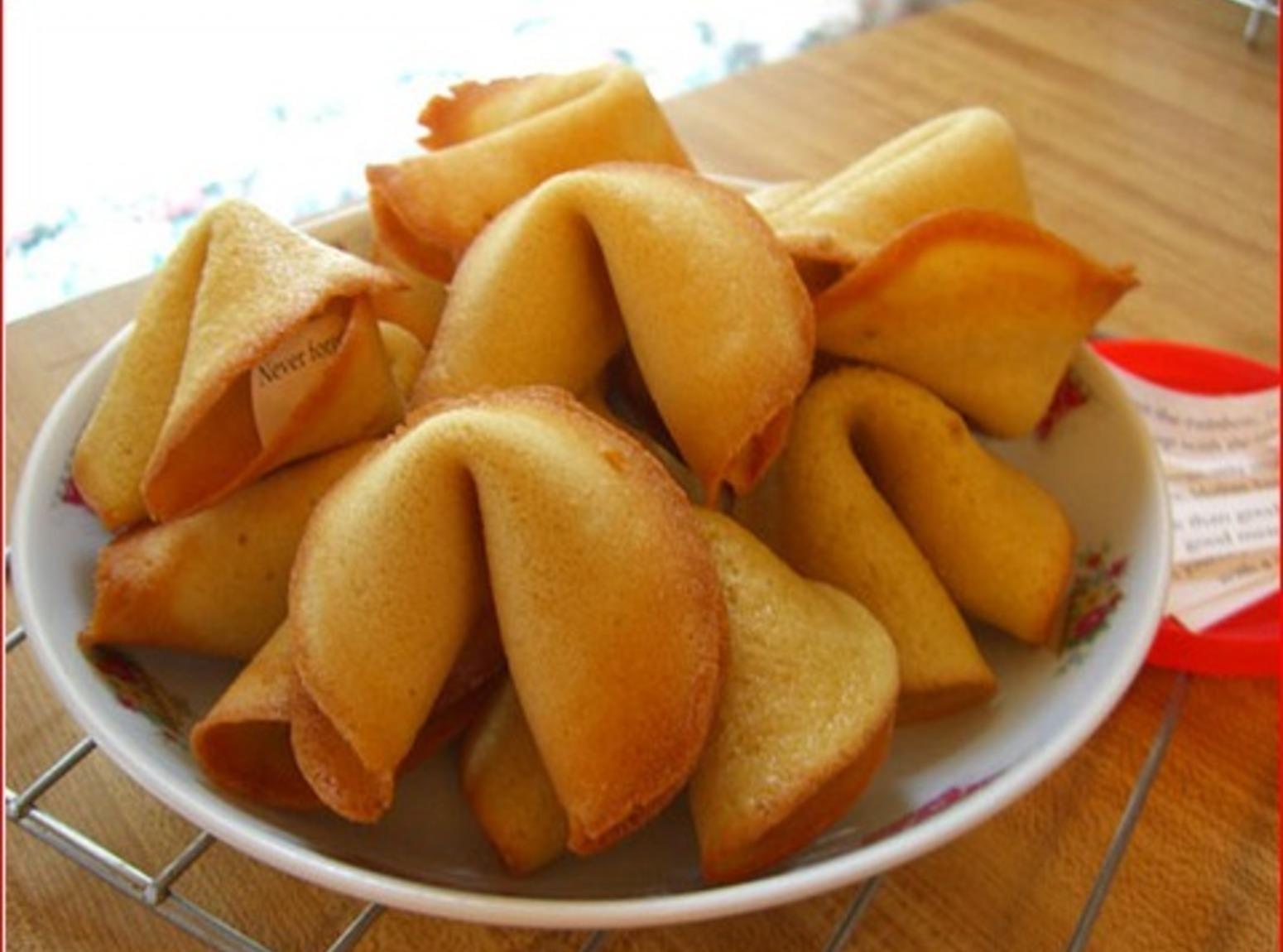 How To Make Delicious Fortune Cookies At Home The Whoot Fortune Cookies Recipe Fortune