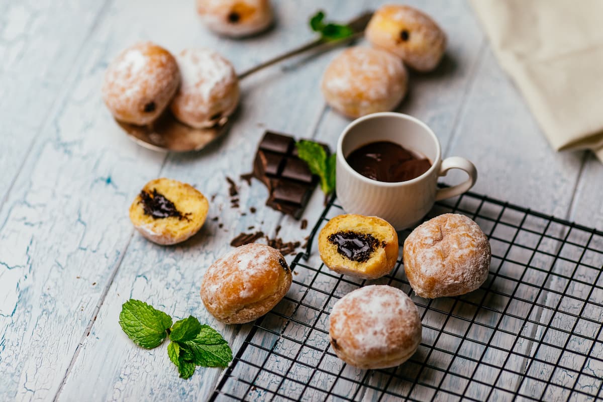 How To Make Doughnut Ball Mini Doughnut Ball Recipe Mini Doughnut