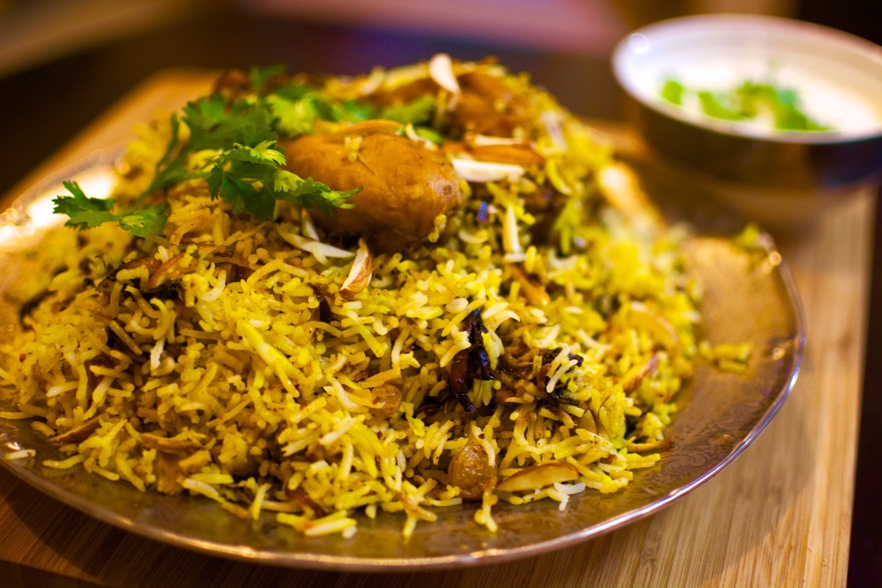 Hyderabadi Chicken Dum Biryani Recipe Hyderabadi Restaurant Style Chicken Biryani Bombofoods