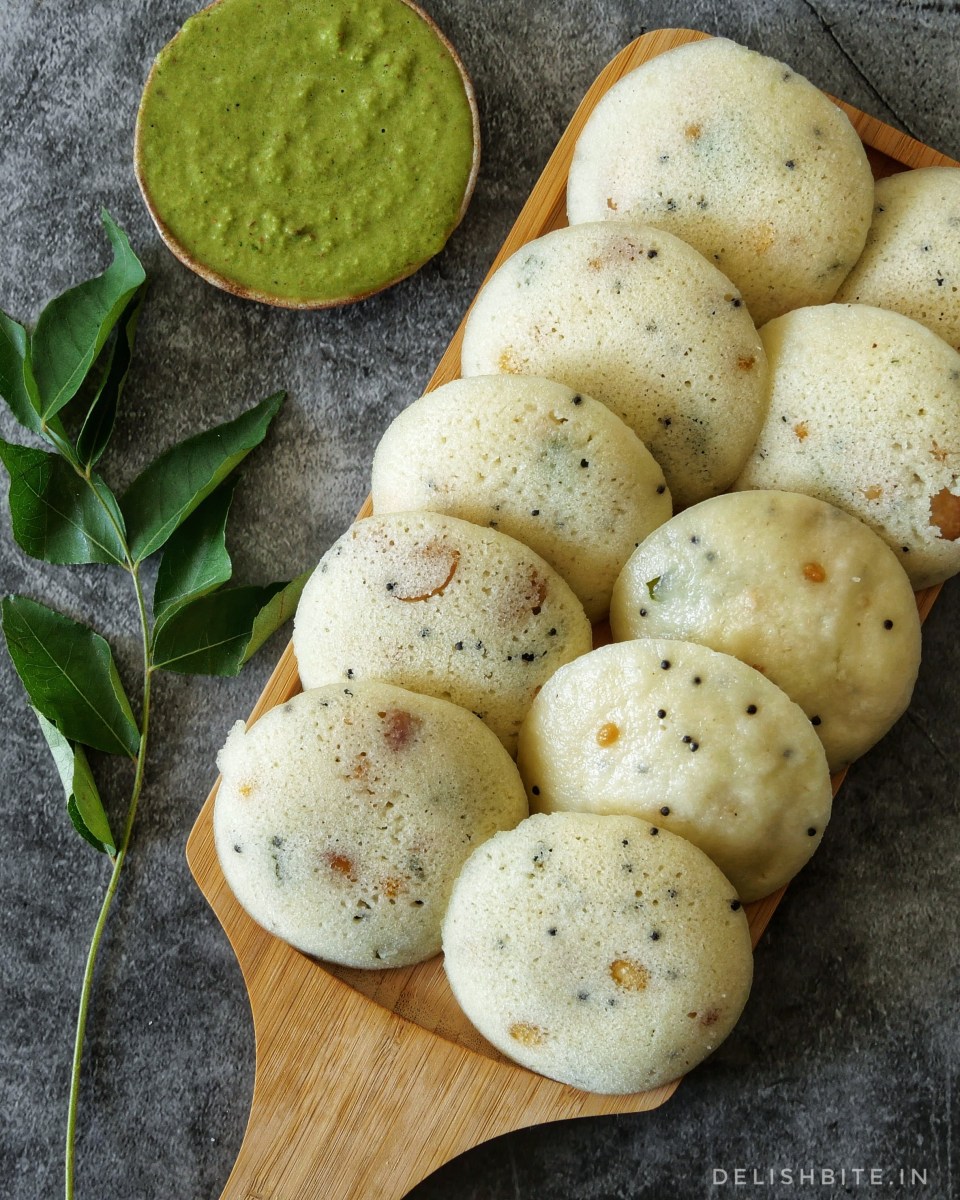 Instant Rawa Idli Recipe