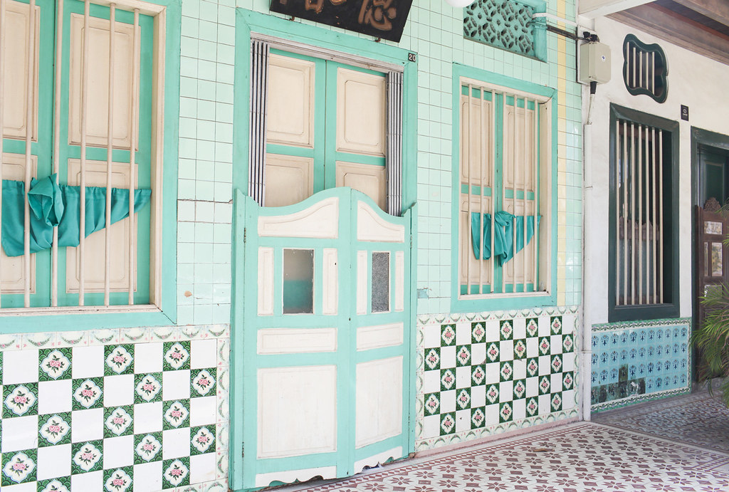 Journey Through Singapore S Peranakan Past Farfelue