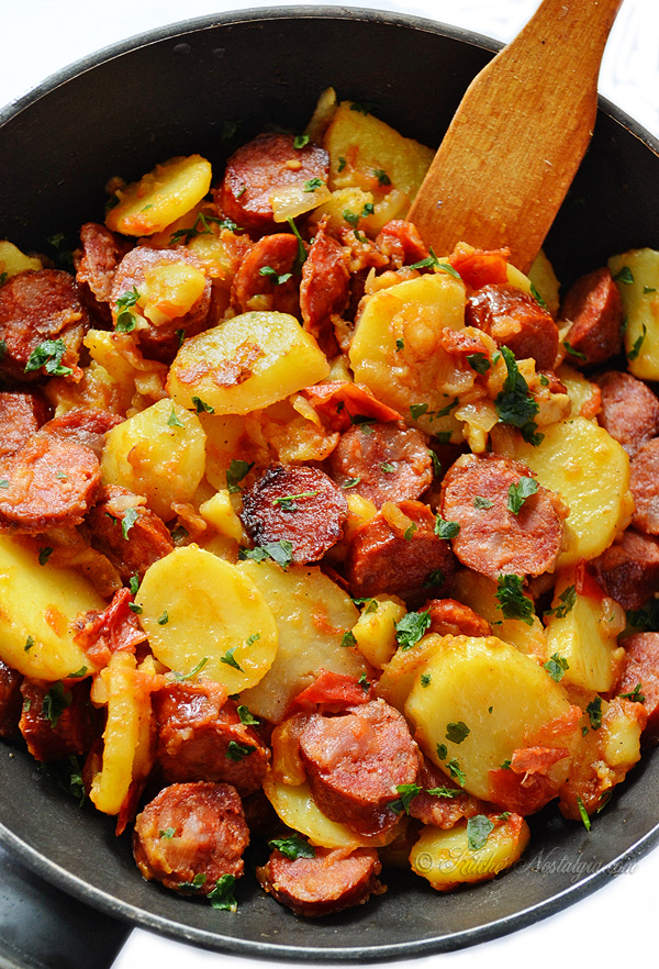 Kielbasa And Potatoes Skillet Dinner Kitchen Nostalgia