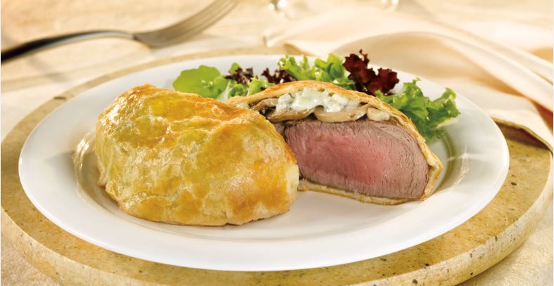 Mini Beef Wellingtons With Mushrooms Gorgonzola Beef Wellington