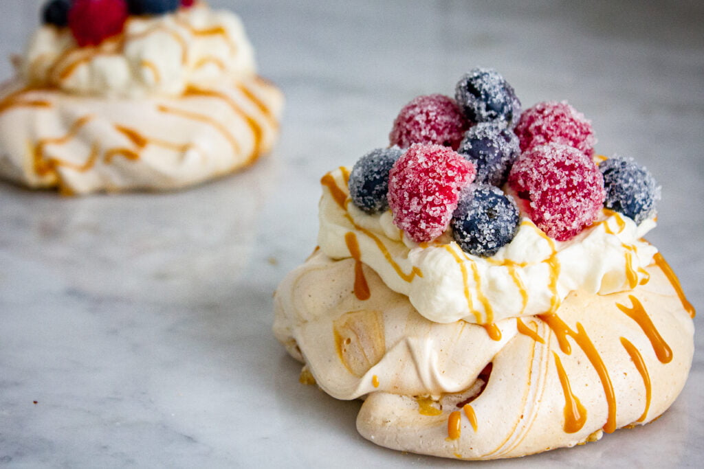 Mini Pavlova With Dulce De Leche And Berries Fika With M