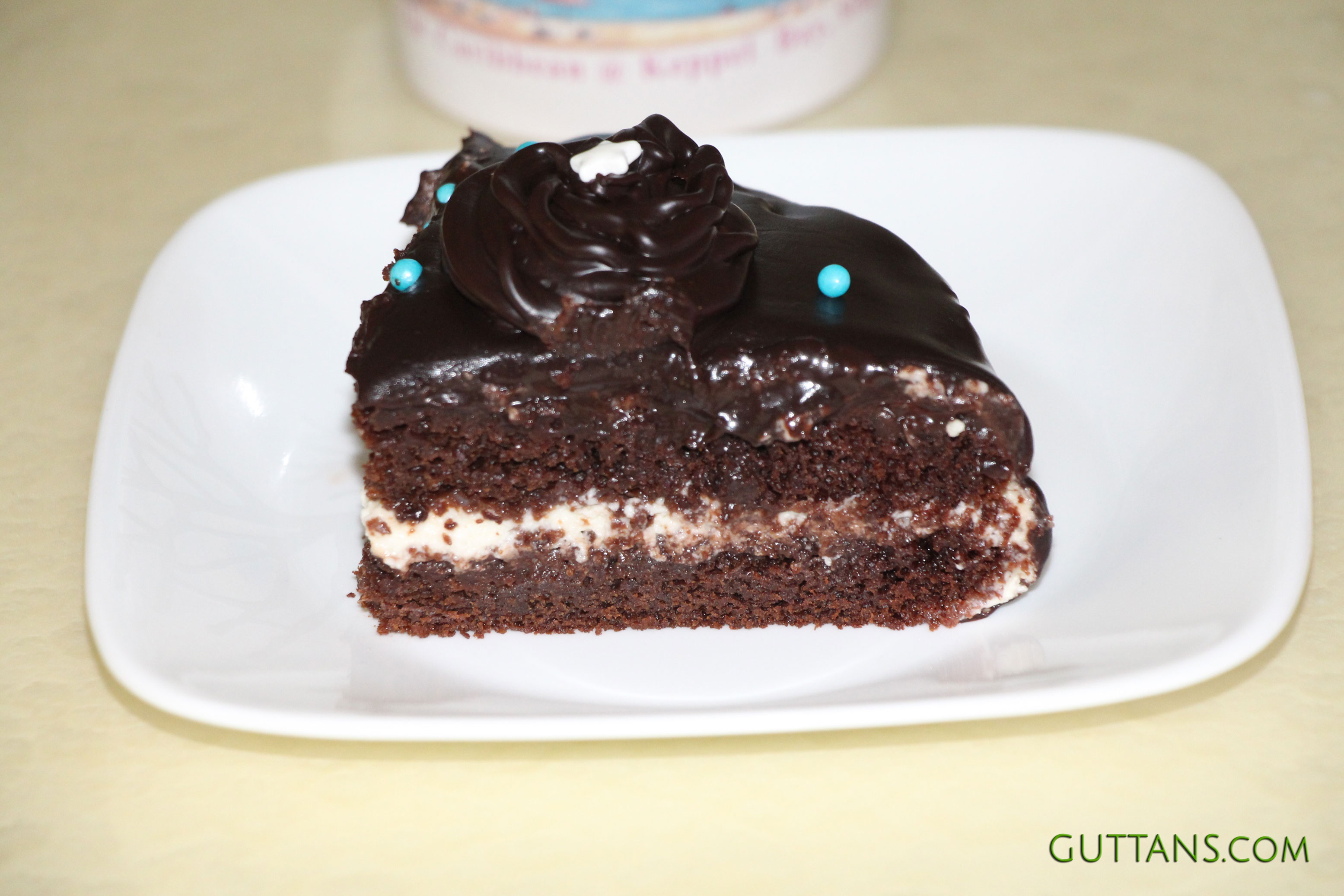 Moist Eggless Chocolate Cake Recipe