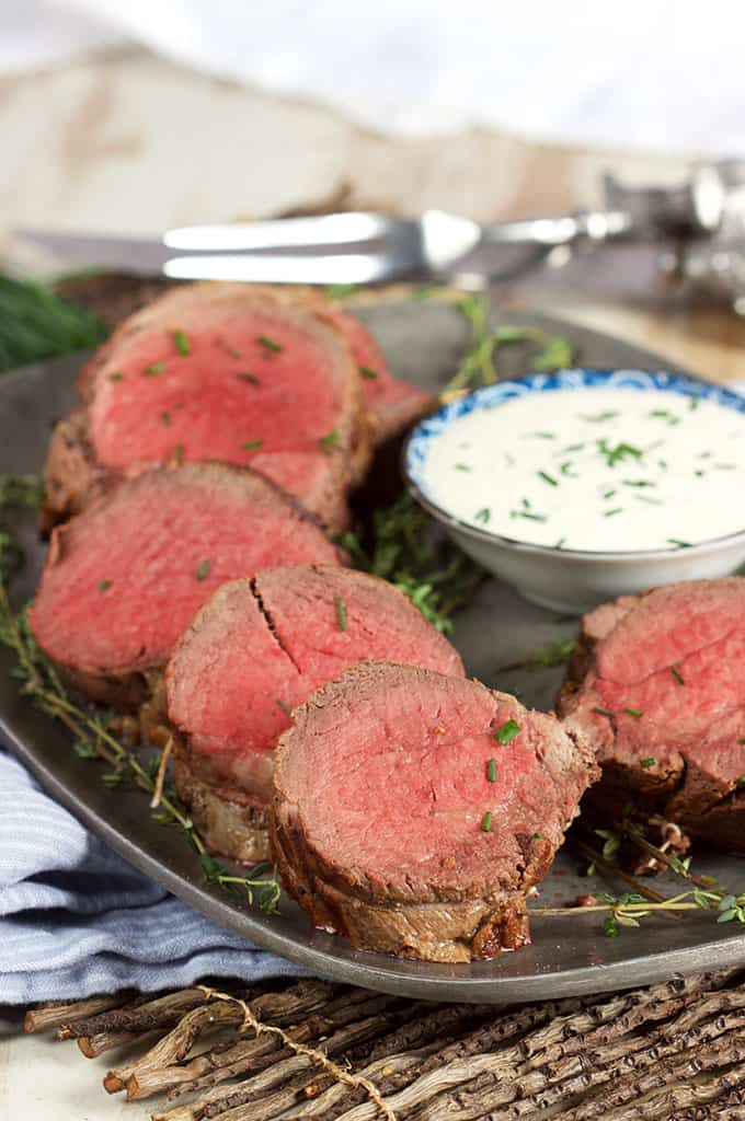 Mouthwatering Beef Tenderloin With Creamy Horseradish Sauce