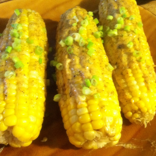 Mouthwatering Mexican Street Corn Slathered With Spicy Mayo Sprinkled