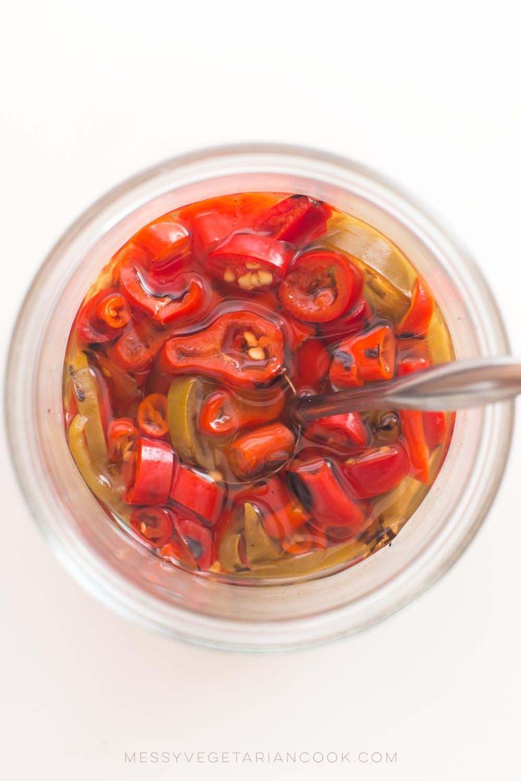 5 Easy Steps to Make Thai Pickled Chillies