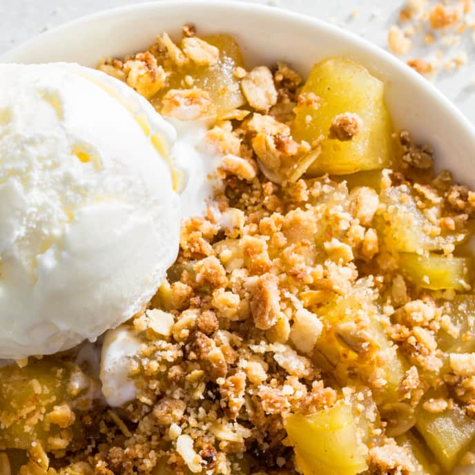 No Bake Apple Crisp Is The Perfect Autumn Dessert America Amp 39 S Test Kitchen