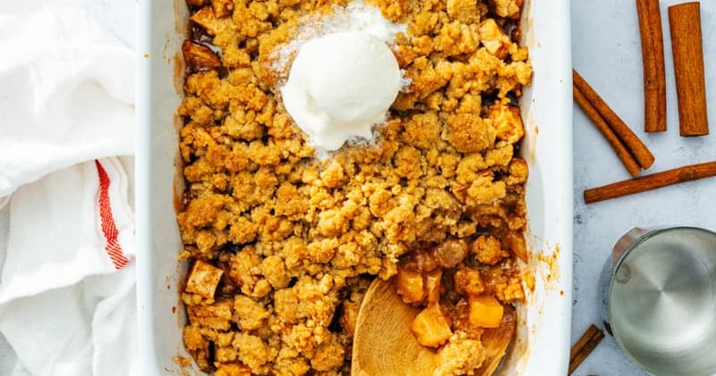 Perfect Apple Crumble A Couple Cooks