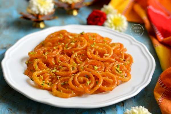 Perfect Jalebi Recipe At Home How To Make Instant Jalebi In 10 Minutes Jalebi Recipe Easy