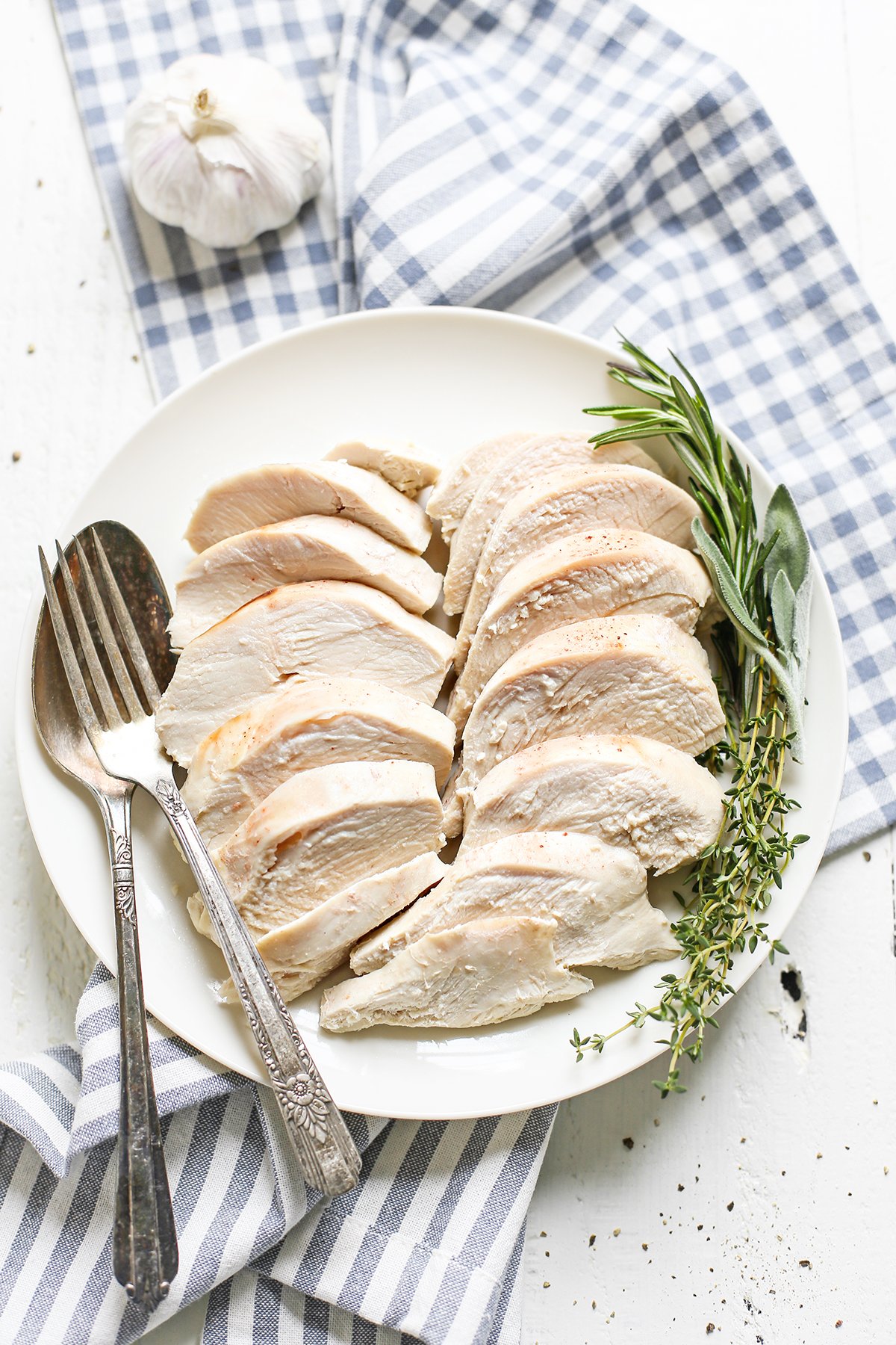 Perfect Poached Chicken Breasts Cook S Illustrated Recipe